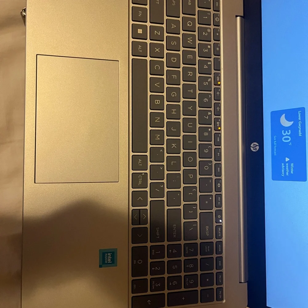 HP Laptop 15-fd0xxx - Silver